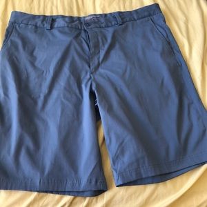 Stone colored Nike Golf shorts size 40 like new